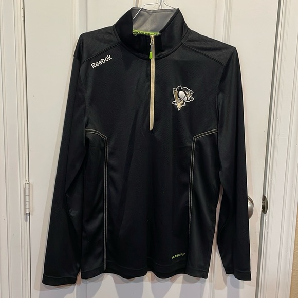 Reebok Other - Reebok NHL Center Ice Pittsburgh Penguins Long Sleeved Top
